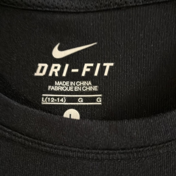 Nike Dri-Fit Short Sleeve Top - Picture 3 of 6